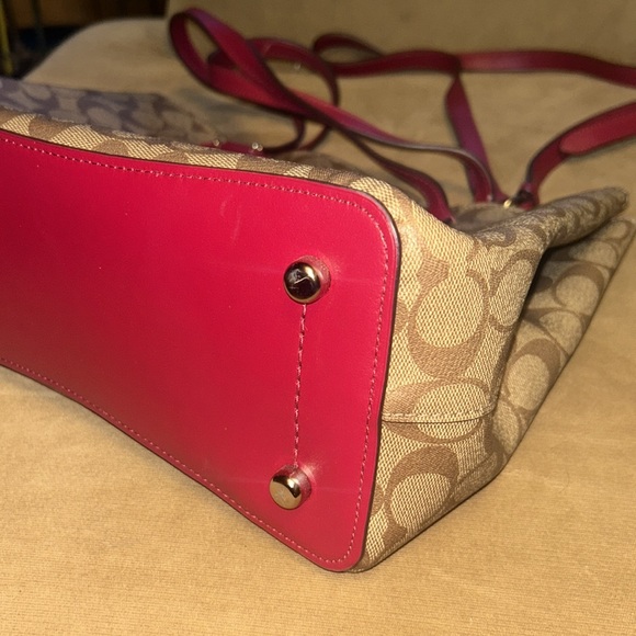 Coach purse - Picture 11 of 11